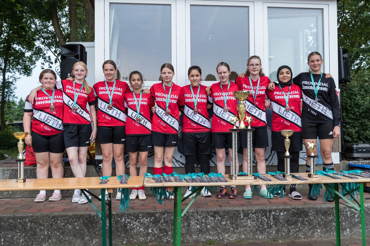 Bild 84 - Loewinnen Cup